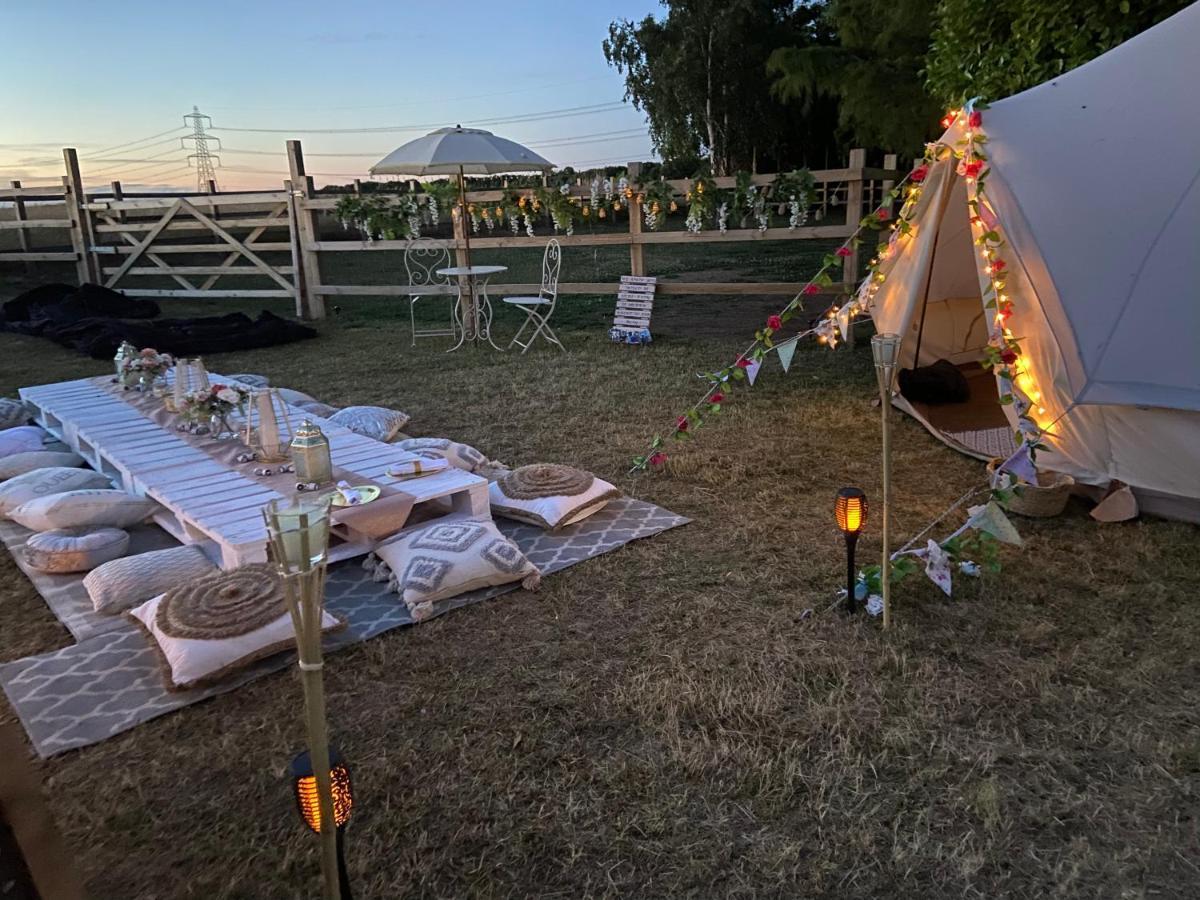 Country Bumpkins Luxury Glamping Hotel Wellingore Exterior photo
