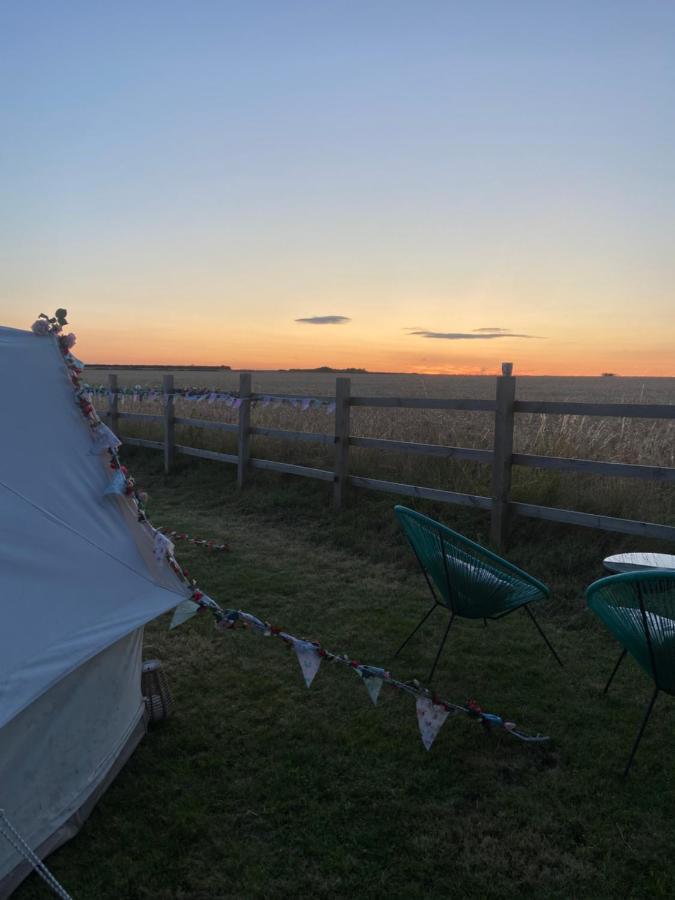 Country Bumpkins Luxury Glamping Hotel Wellingore Exterior photo