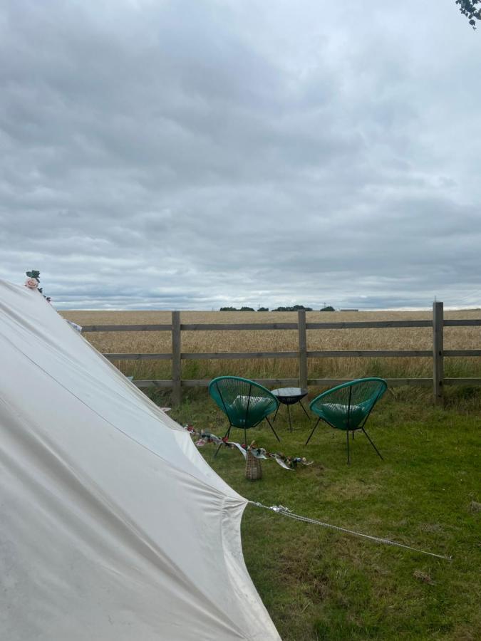 Country Bumpkins Luxury Glamping Hotel Wellingore Exterior photo