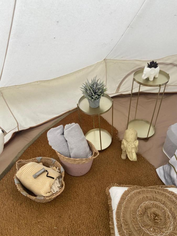Country Bumpkins Luxury Glamping Hotel Wellingore Exterior photo