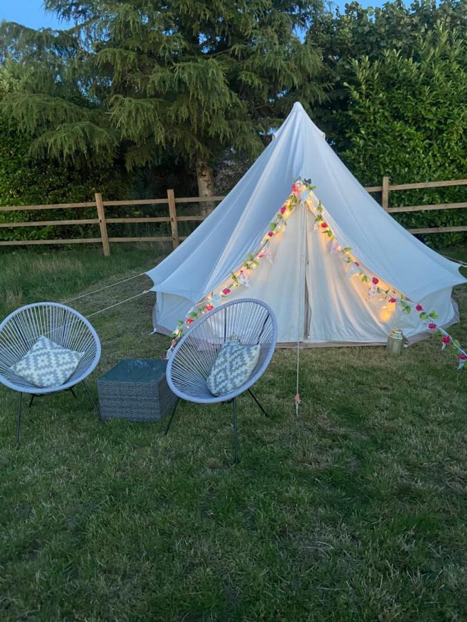 Country Bumpkins Luxury Glamping Hotel Wellingore Exterior photo